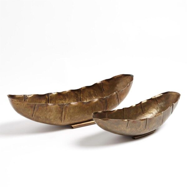 Leaf-Inspired Antique Brass Metal Bowls – Set of 2